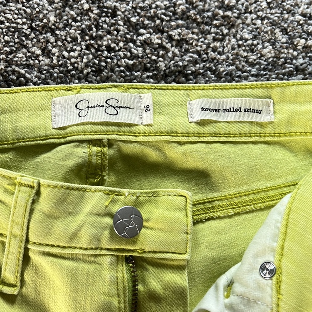 Limegreen capris - Picture 2 of 3